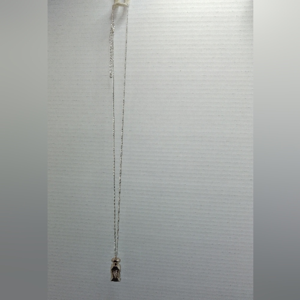 New Younique Brand Silver Vintage-Inspired Perfume Bottle Necklace - Very Heavy - Picture 5 of 12